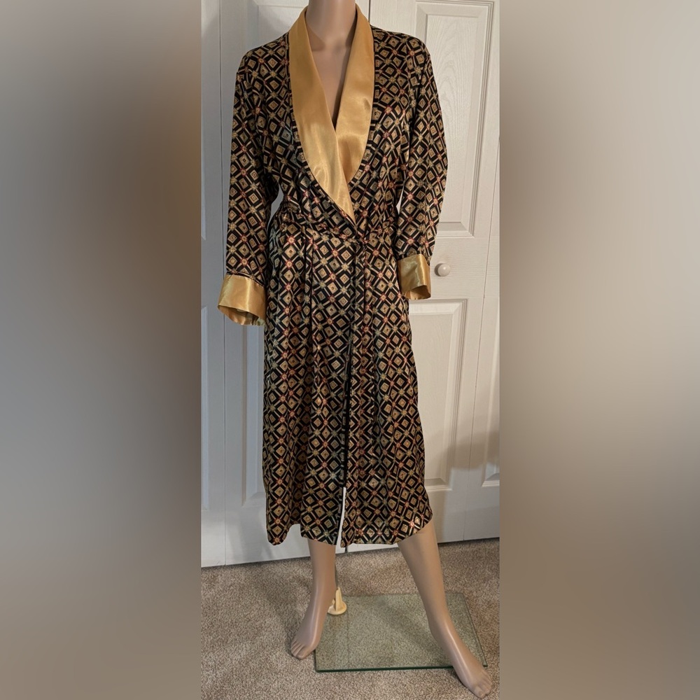 Victoria's Secret XS Womans Black/Gold/Red Robe/Kimono Rich Style Gr8 4 Holidays